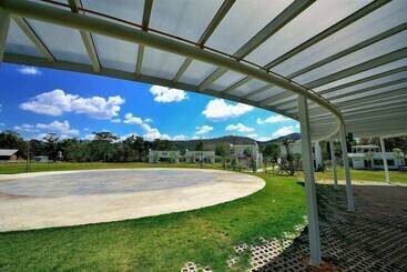 호텔 Worawee Resort & Spa