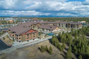 בית מלון כפרי Worldmark West Yellowstone