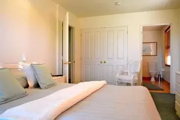 Amuri House Boutique Motel