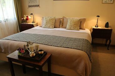 Annick House Bed And Breakfast