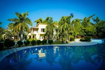 ホテル Mango Bloom River Resort