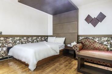 Motel Daejeon Yuseong Pioni