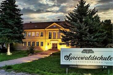 Spreewaldschule @swarmhotels