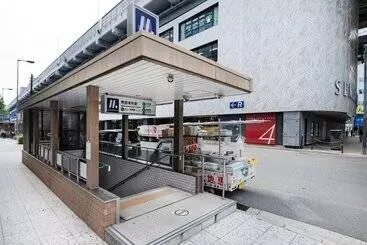 هتل The Onefive Osaka Sakaisuji