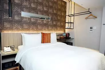 Via Hotel   Zhongxiao