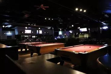 모텔 Tamarack Motor Inn