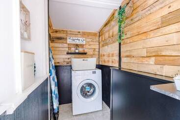 Сельский дом Elegant 2bd Family Retreat Blackpool Town!