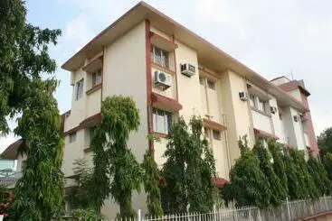 ホテル Basundhara