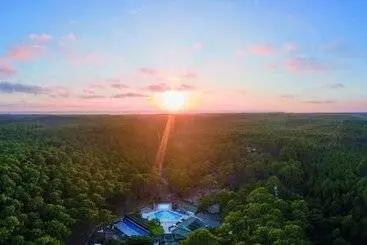 Hôtel Résidence Les Cavales