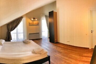 هتل Teghenis Resort