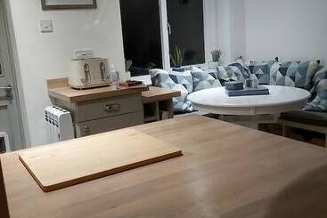 住所  Stylish Townhouse In Bury St Edmunds Centre