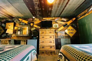 فندق Flat Creek Lodge