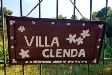 レジデンス Remarkable 2 Bed House In Varnavas