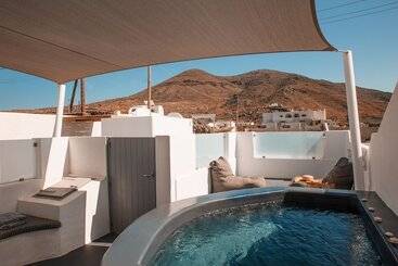 ホテル Almyra Oia Suites