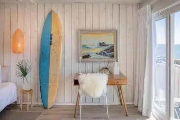 ホテル The Surfside