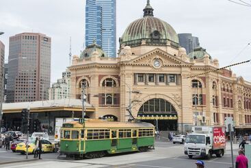 アパートホテル Lumina Suites