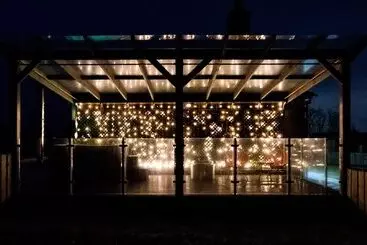 Residenssi Stunningly Refurbished 1 Bed Home On The N/e Coast