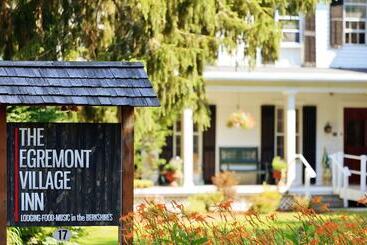 شقة فندقية The Egremont Village Inn