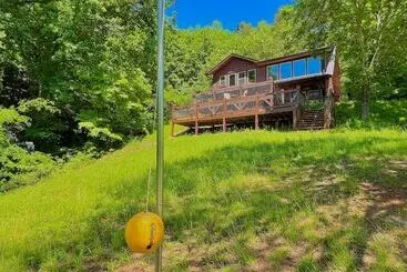 Mökkimajoitus South Side Serenity