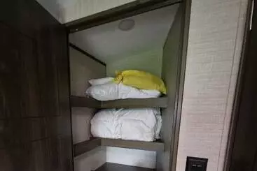 Mökkimajoitus American Rv   Dog Friendly   Peaceful Location