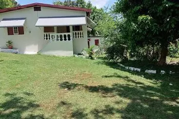 Residenssi Inviting 2 Bed House In Fair Prospect