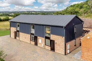 Fawn Cottage, Disabled Adapted 3 Bedroom Hot Tub