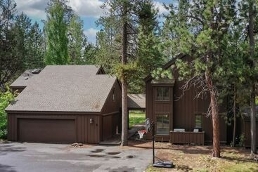 Vakantiehuisje Skylight By Avantstay Elevated Mountain Home W/ Hot Tub, Billiards, Large Patio