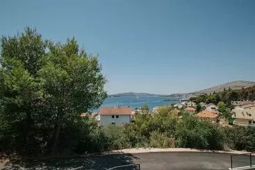 پانسیون Oleander Urban Suites