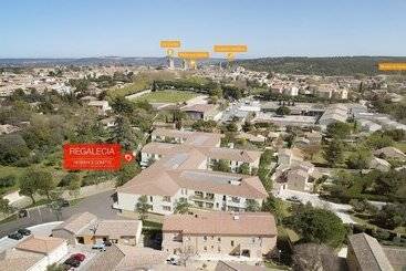 پانسیون Résidence Domitys Regalecia à Uzès