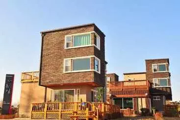 Gangneung Gyeongpo Holiday Pension