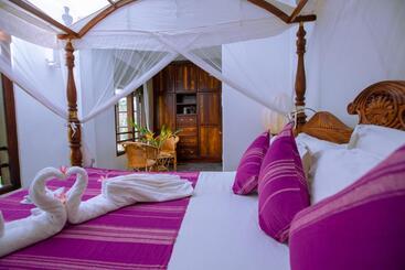 ホテル Niyagama House