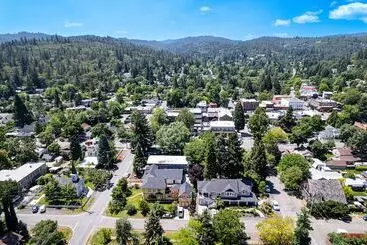 Mökkimajoitus Jacksonville Towne Square