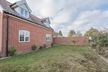 Little Cottage, Wickham Market