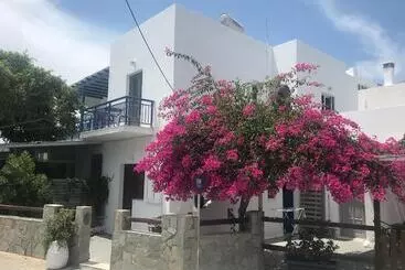 ペンション Kamara Rooms In Naousa