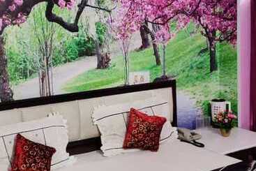 هتل Goroomgo Galaxy Inn Manali