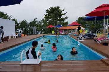 بنسيون Namhae Healing Island Glamping
