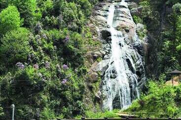 فندق Grand Selale