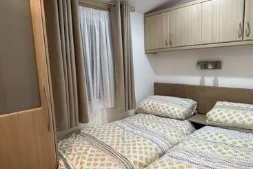 Charming 5 Beds Caravan In Beautiful Seton Sands