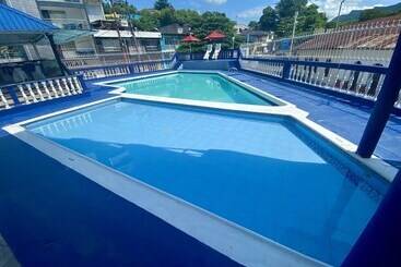 هتل La Popa Honda Tolima