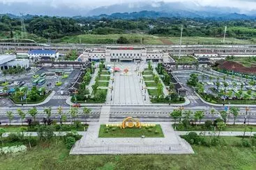 Howard Johnson By Wyndham Tianxiaqiguan Hotel Xingwen