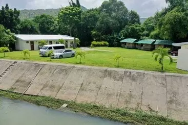 Landhaus Monty S Riverside View Resort By Cocotel