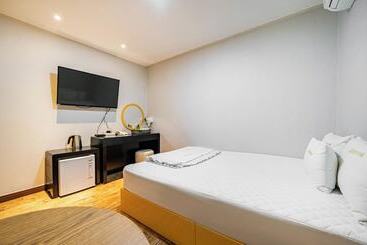 Motell Changwon Masan Hapseongdong Rainbow