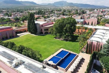 Отель El Diezmo