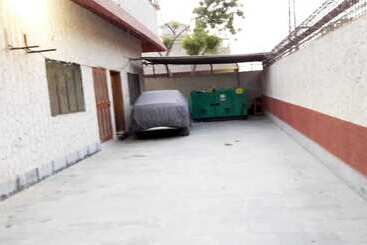 پانسیون Indus Guest House