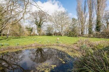 茅舍 The Farmhouse, Boundary Farm, Framlingham