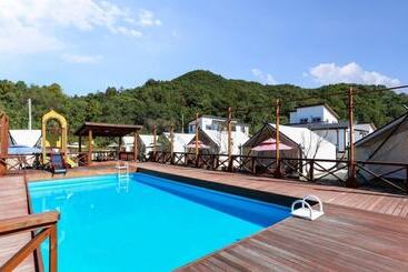 Pensionat Pocheon Moonlight Dog Glamping Site