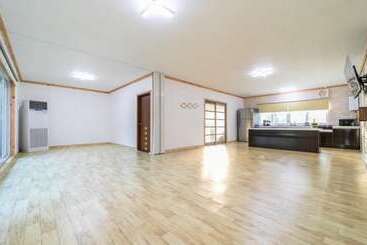 Sunchang Gangcheonsan Pension