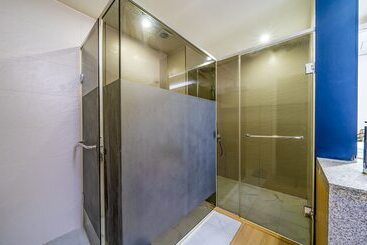 Motel Indeokwon Brownstone