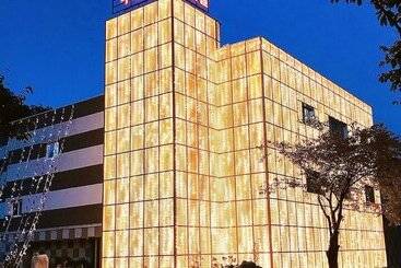 Motel Mungyeong Myeongpum Hotel Geonilla