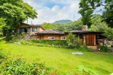 Pensiune Yangpyeong Yangshui Renovation Tile